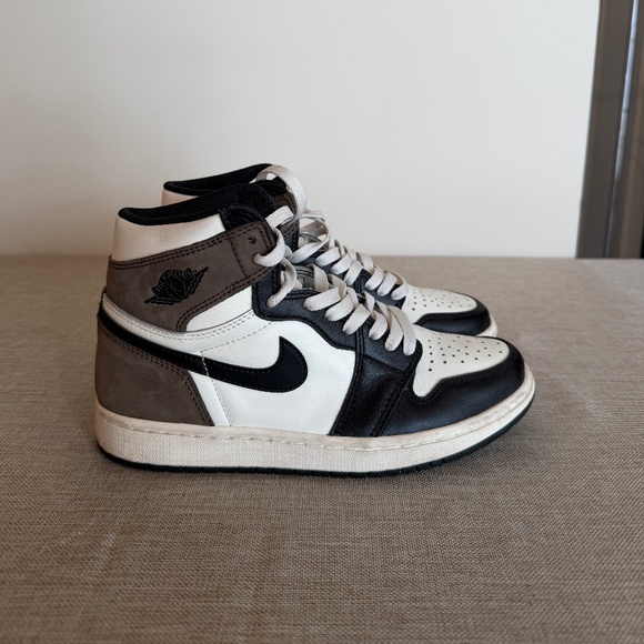 Nike Air Jordan 1 Retro High OG \